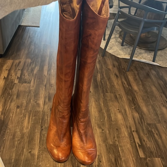 Tan Frye boots - Picture 4 of 5